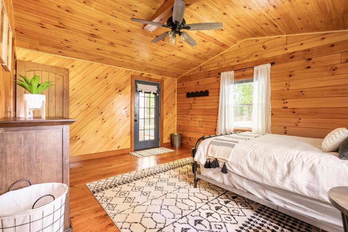 Secluded Wooded Cabin Near The Hocking Hills New Straitsville Exteriör bild