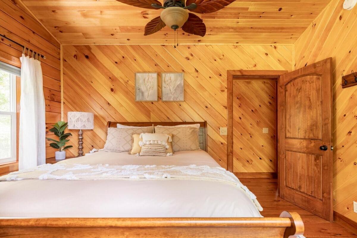Secluded Wooded Cabin Near The Hocking Hills New Straitsville Exteriör bild