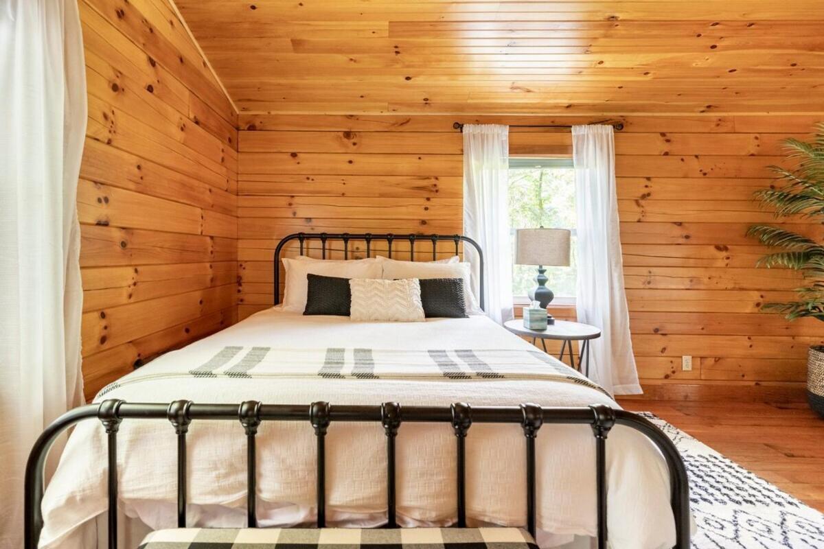 Secluded Wooded Cabin Near The Hocking Hills New Straitsville Exteriör bild